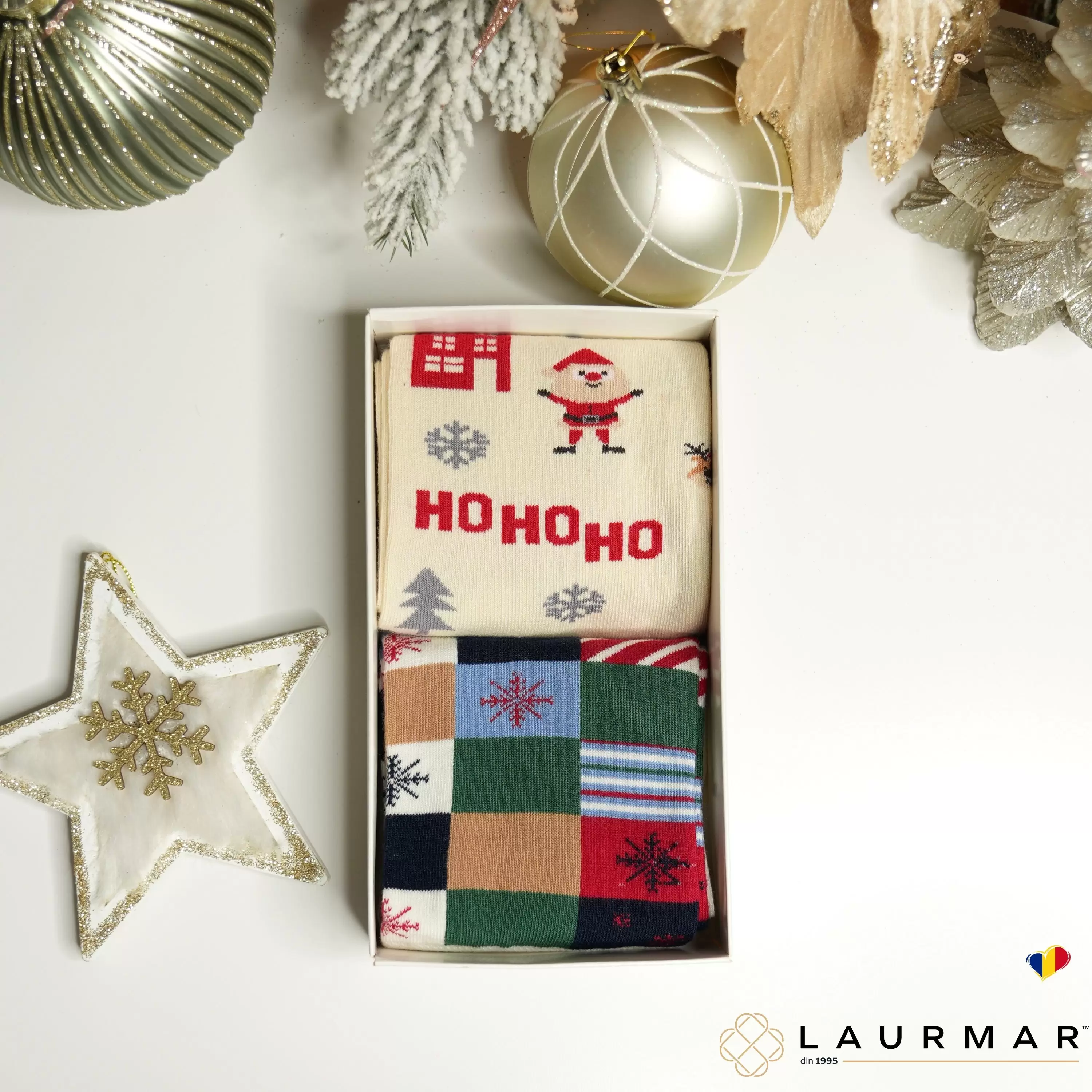 1652.set-2-perechi-șosete-model-pentru-dama-craciun.jpg