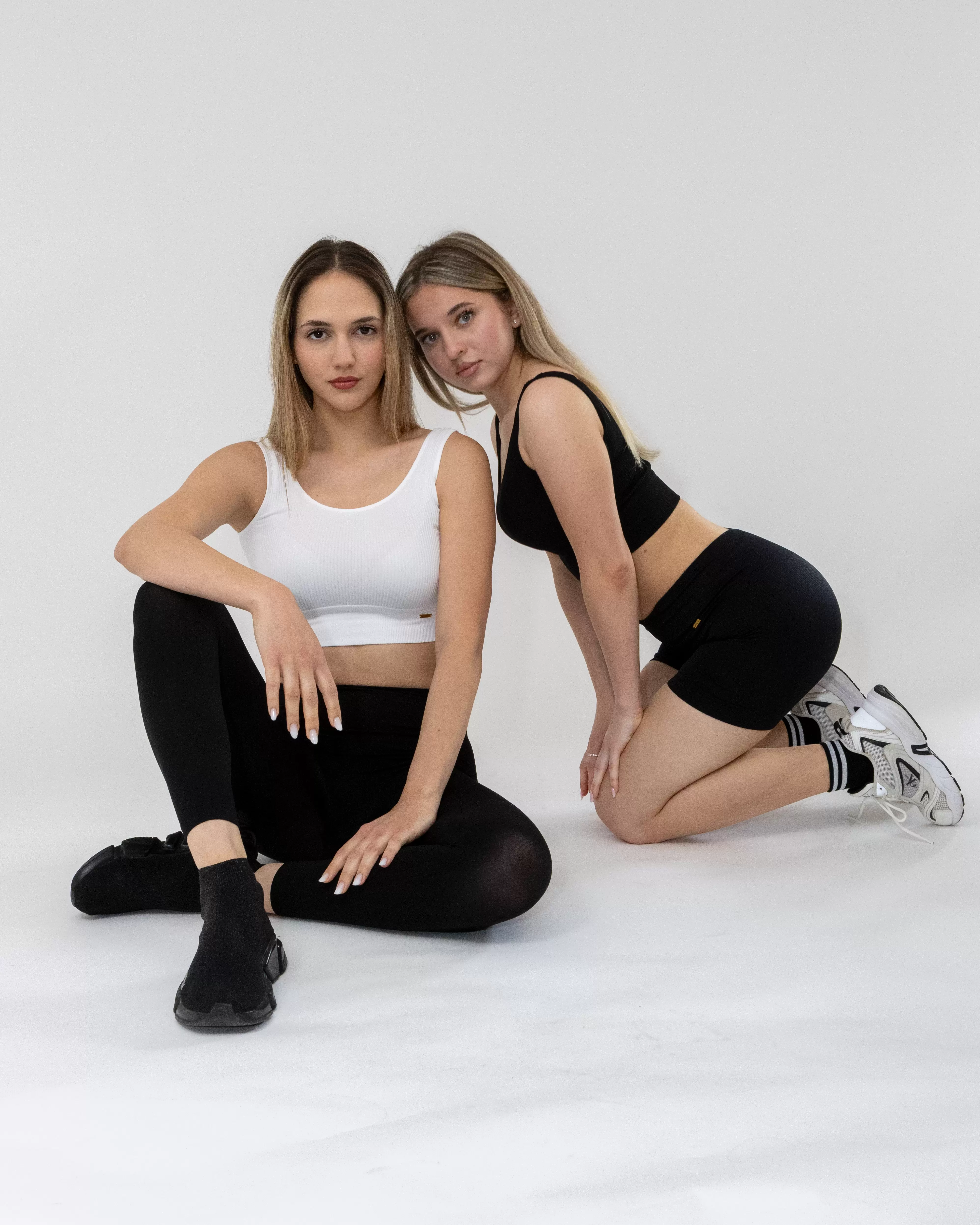 1891.bustiera-sport-seamless-raiata.png